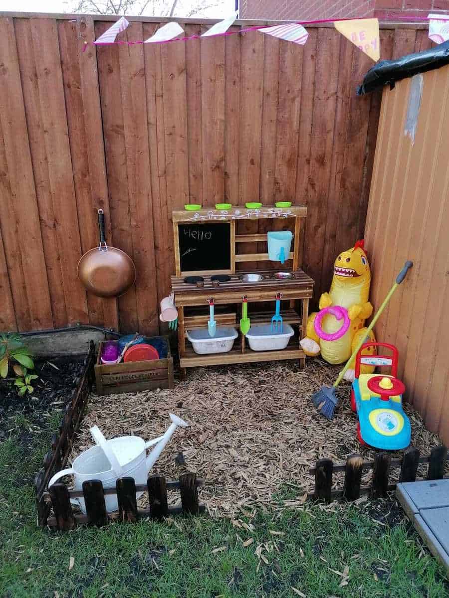 Children's outdoor mud kitchen online